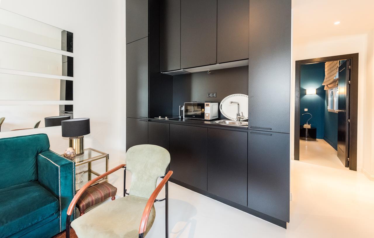Plaza Santa Ana Apartment มาดริด ภายนอก รูปภาพ