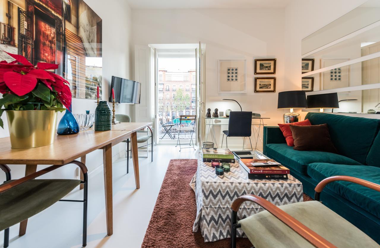 Plaza Santa Ana Apartment มาดริด ภายนอก รูปภาพ