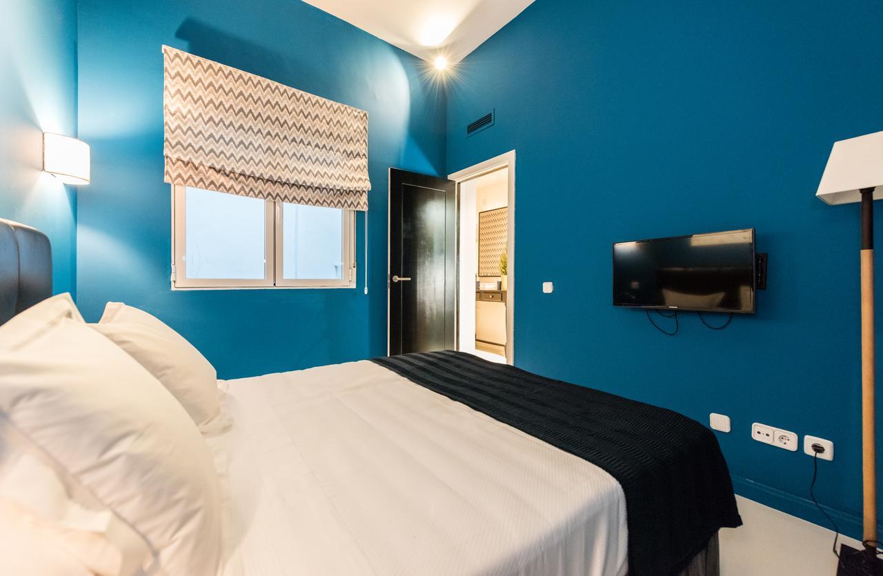 Plaza Santa Ana Apartment มาดริด ภายนอก รูปภาพ