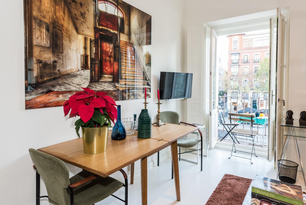 Plaza Santa Ana Apartment มาดริด ภายนอก รูปภาพ