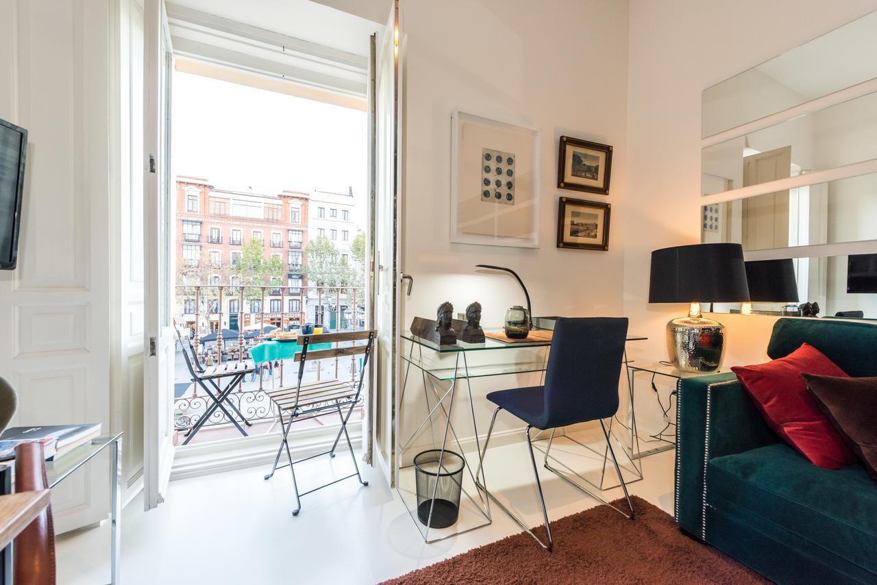 Plaza Santa Ana Apartment มาดริด ภายนอก รูปภาพ