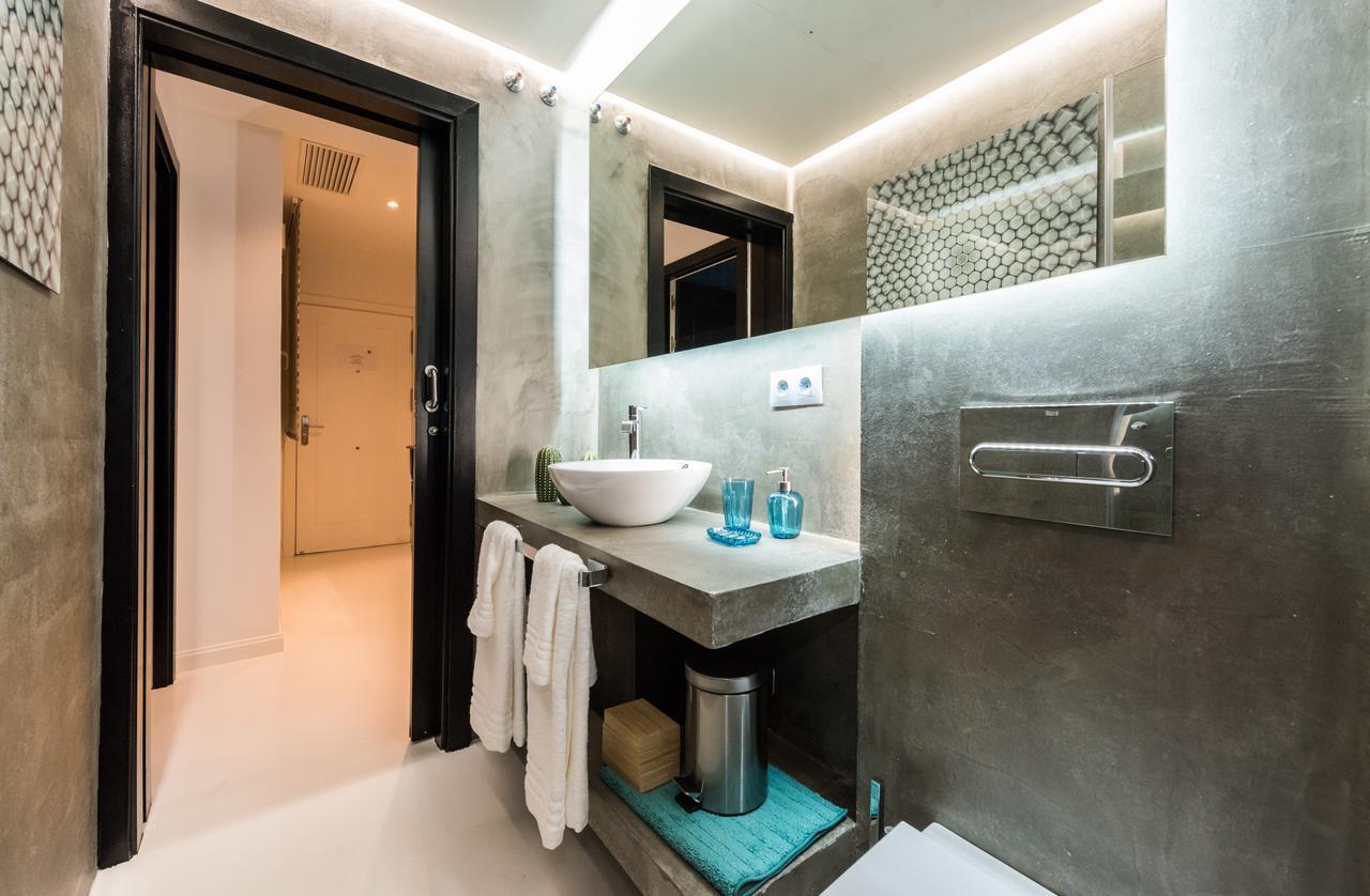 Plaza Santa Ana Apartment มาดริด ภายนอก รูปภาพ